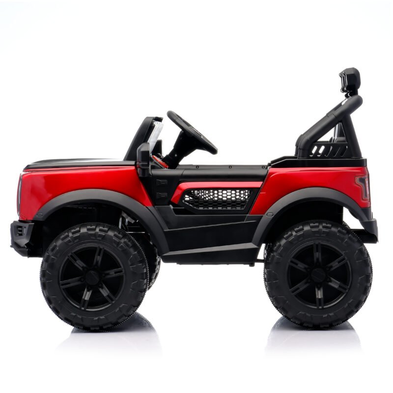 Voiture électrique enfant 12V rouge style 4x4 avec phares LED, grandes roues noires et sièges doubles pour petits conducteurs